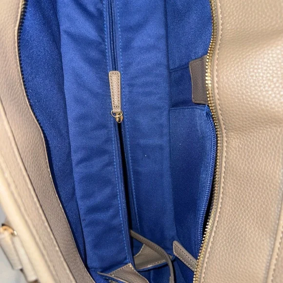 MinkeeBlue Quilted Taupe Tote Bag w/ Pouch – Work, Travel, Mom Bag - Picture 8 of 10